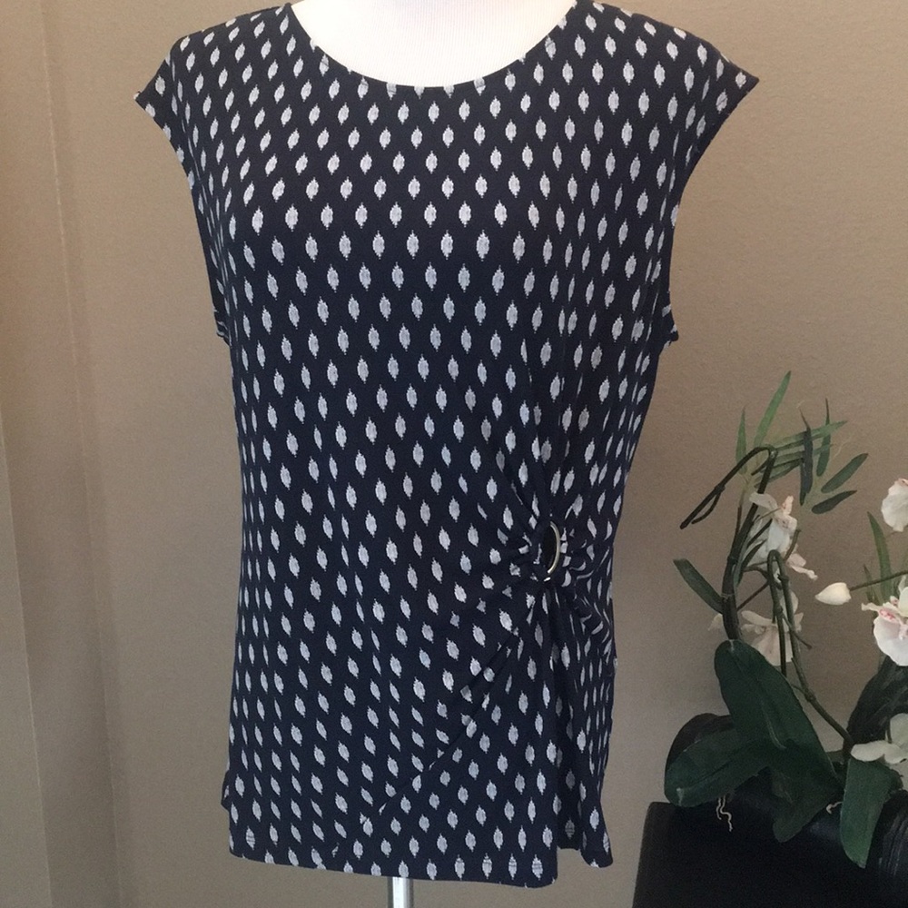 Ivanka Trump Navy/White Top